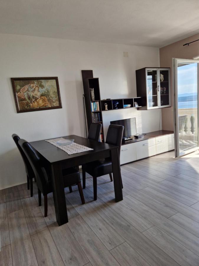 Apartments Velic Crikvenica Εξωτερικό φωτογραφία