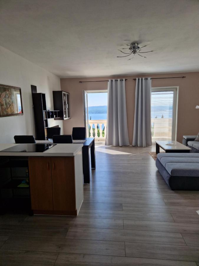 Apartments Velic Crikvenica Εξωτερικό φωτογραφία