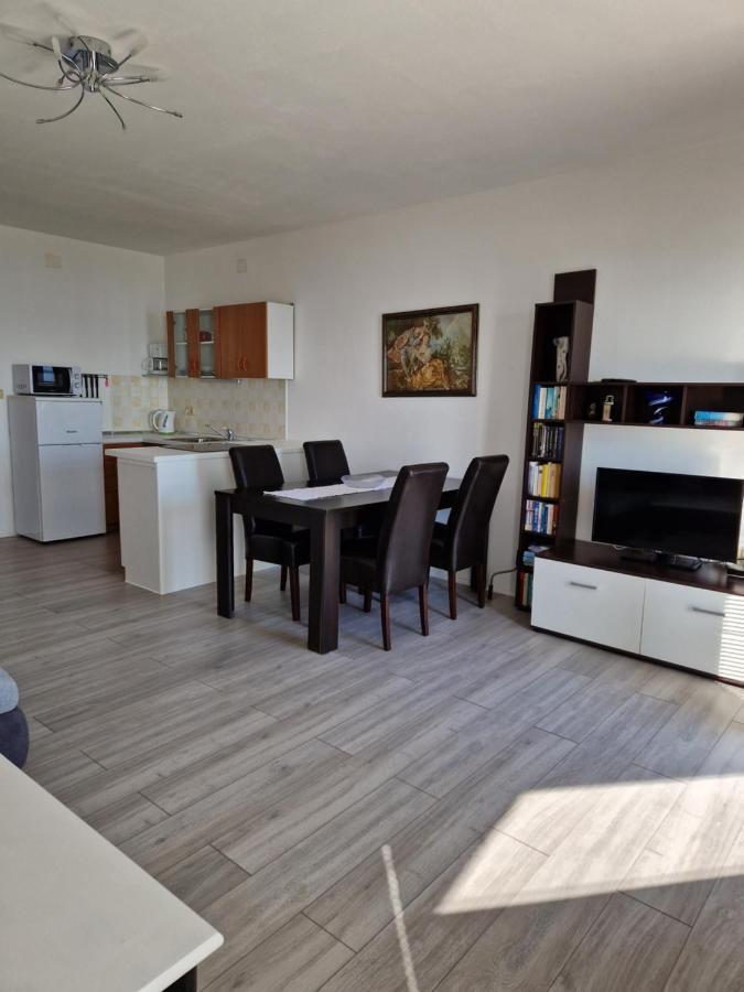 Apartments Velic Crikvenica Εξωτερικό φωτογραφία