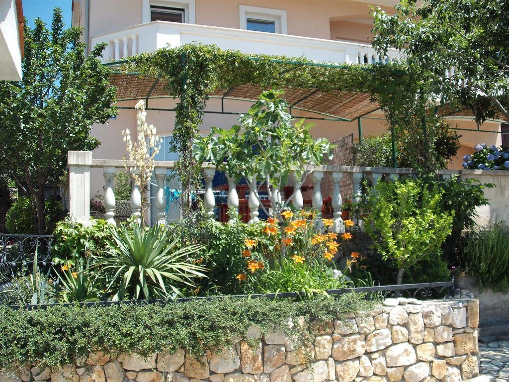Apartments Velic Crikvenica Εξωτερικό φωτογραφία