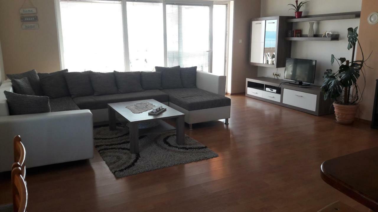 Apartments Velic Crikvenica Εξωτερικό φωτογραφία